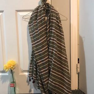 Urban outfitters green and red scarf. Never worn!